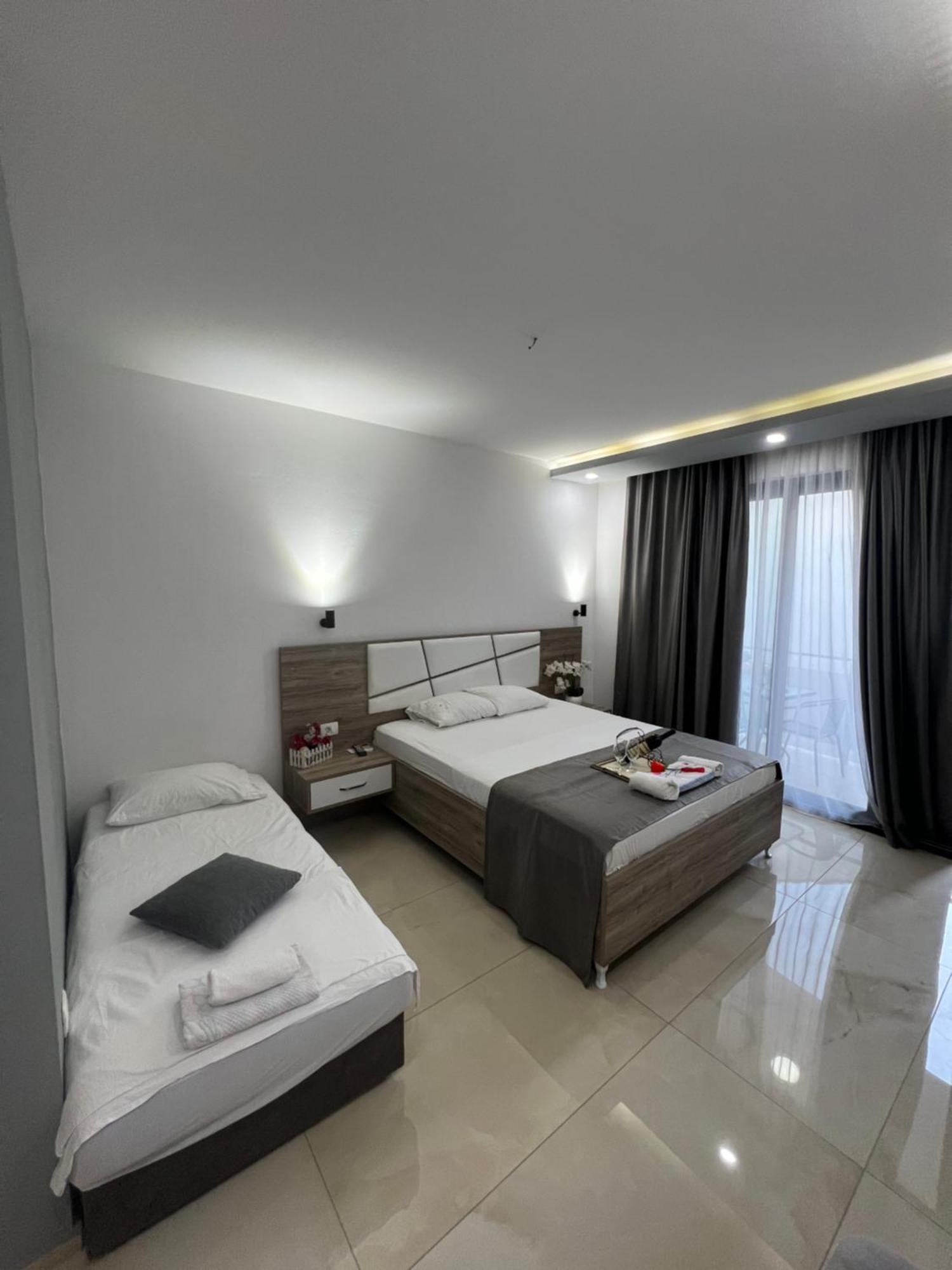 City Heart Apartments Ulcinj Bagian luar foto