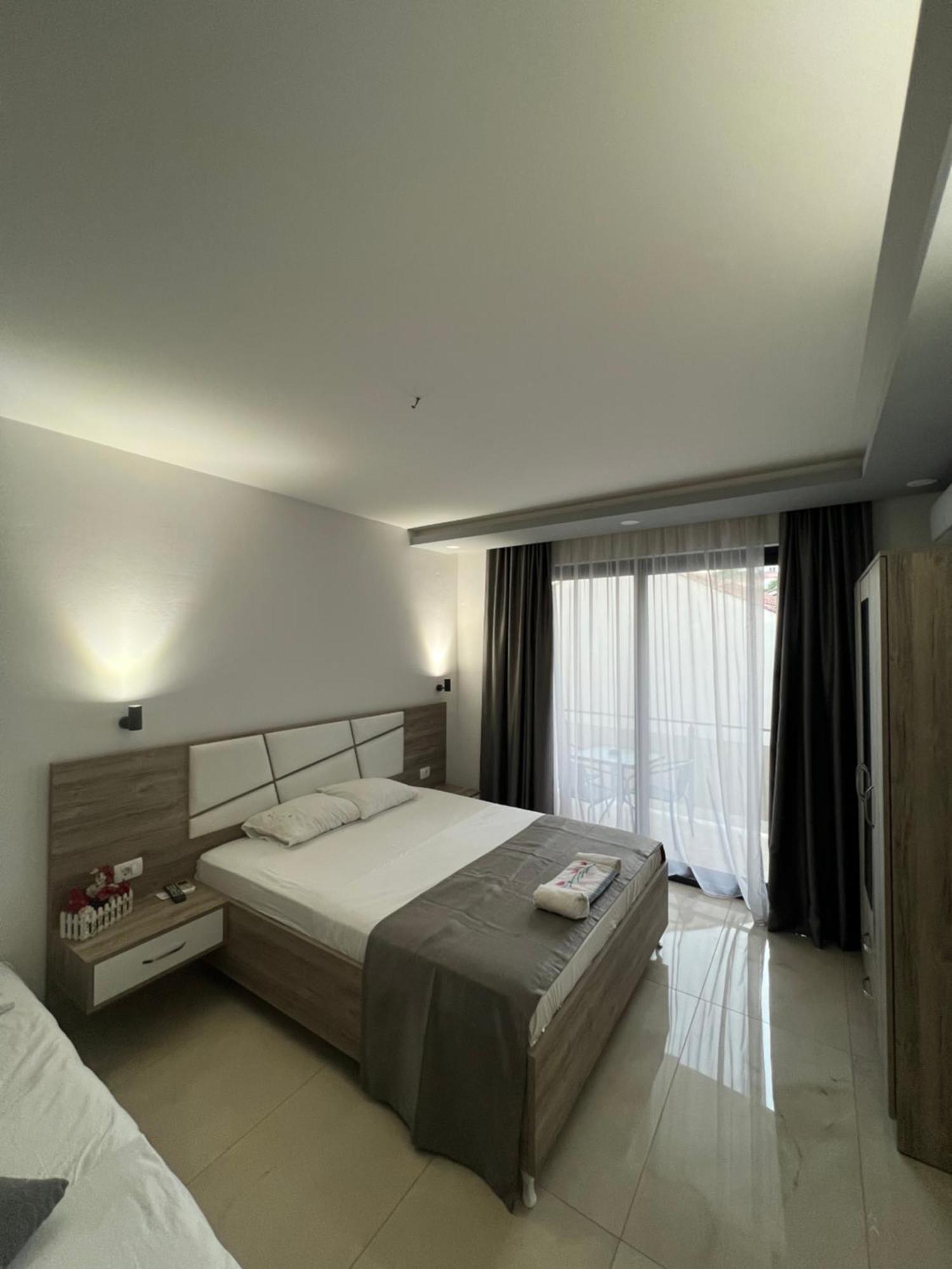 City Heart Apartments Ulcinj Bagian luar foto