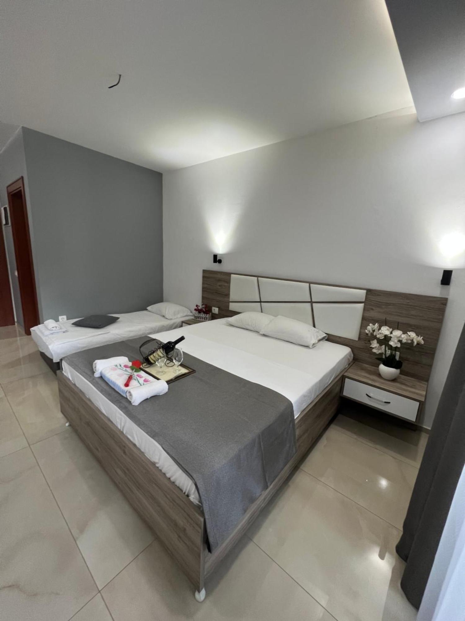 City Heart Apartments Ulcinj Bagian luar foto