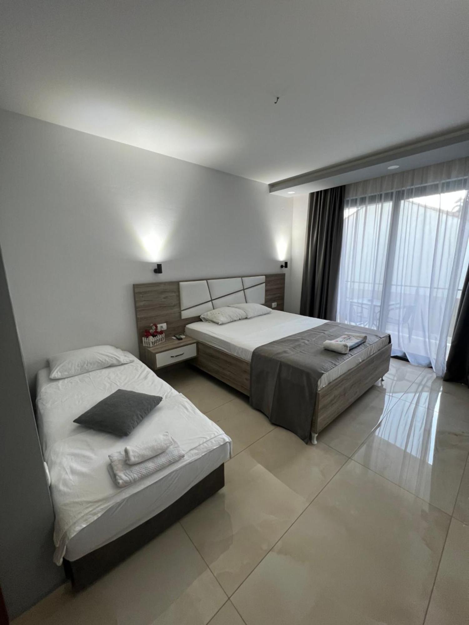 City Heart Apartments Ulcinj Bagian luar foto