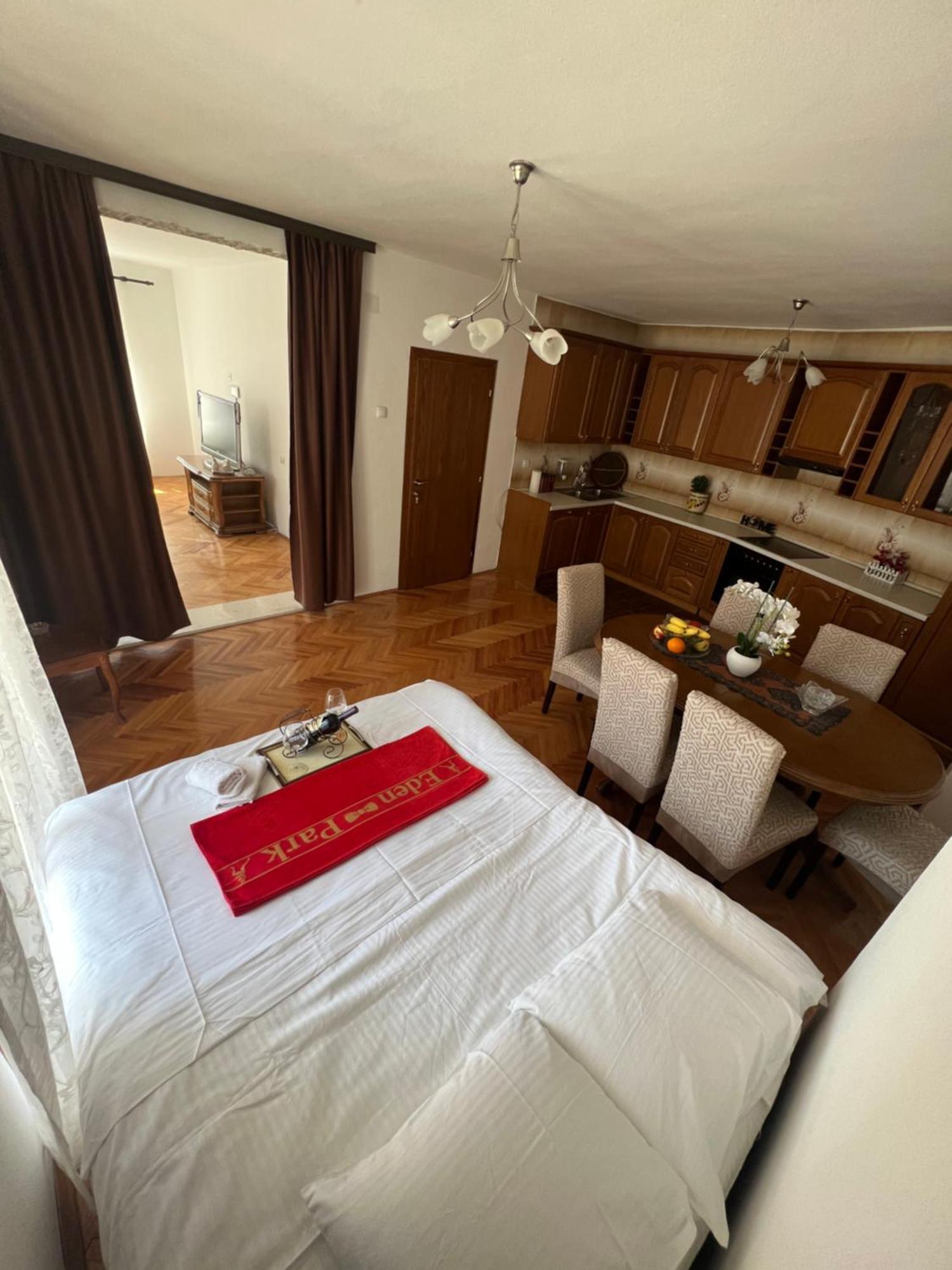 City Heart Apartments Ulcinj Bagian luar foto