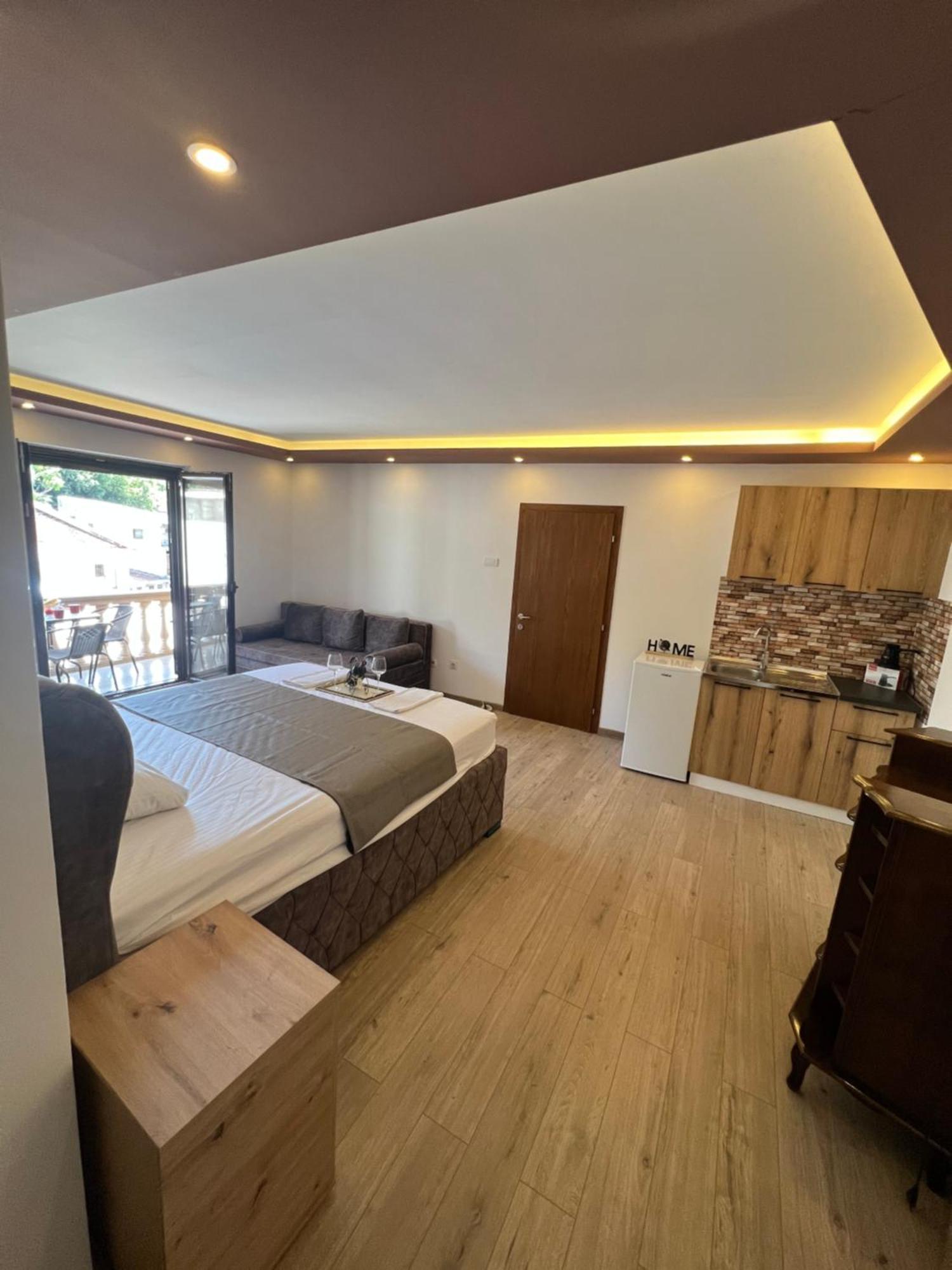 City Heart Apartments Ulcinj Bagian luar foto