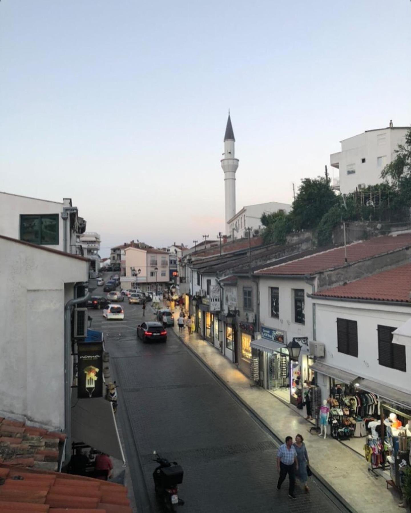 City Heart Apartments Ulcinj Bagian luar foto